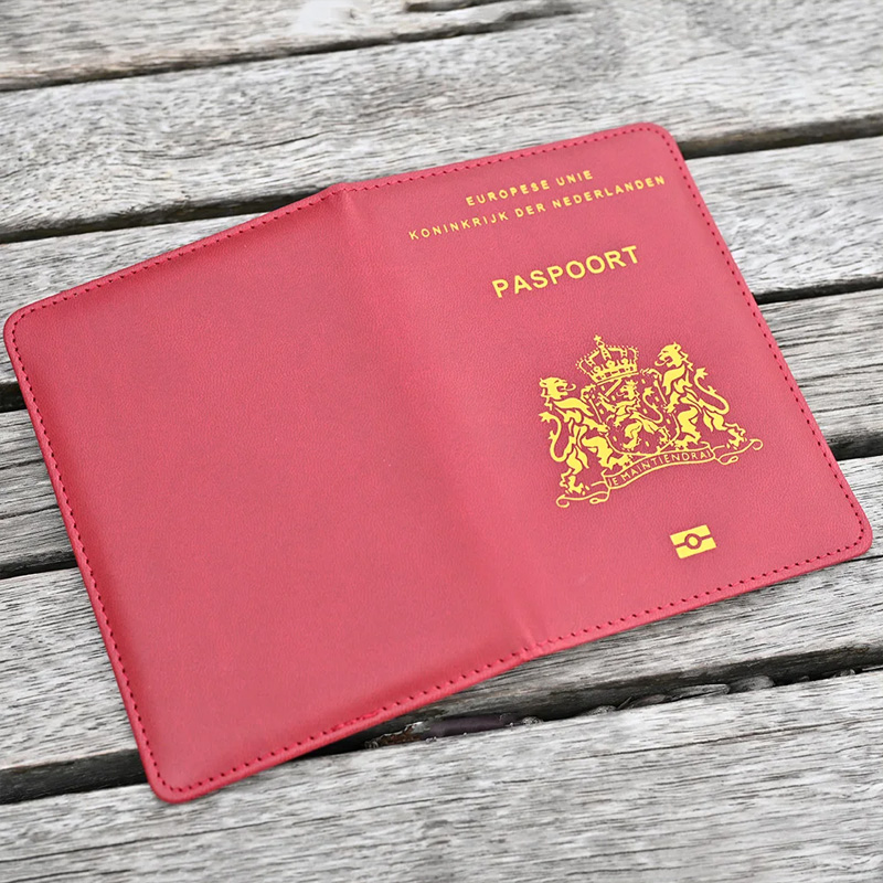 Capa para passaporte nederland - Leather Passport Cover avaliação e preço